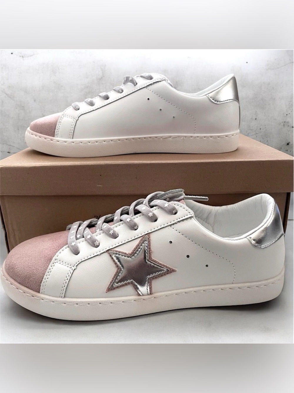 VINTAGE HAVANA Blush Pink Bianca Star Fashion Sneaker w/ White Silver Size 8.5